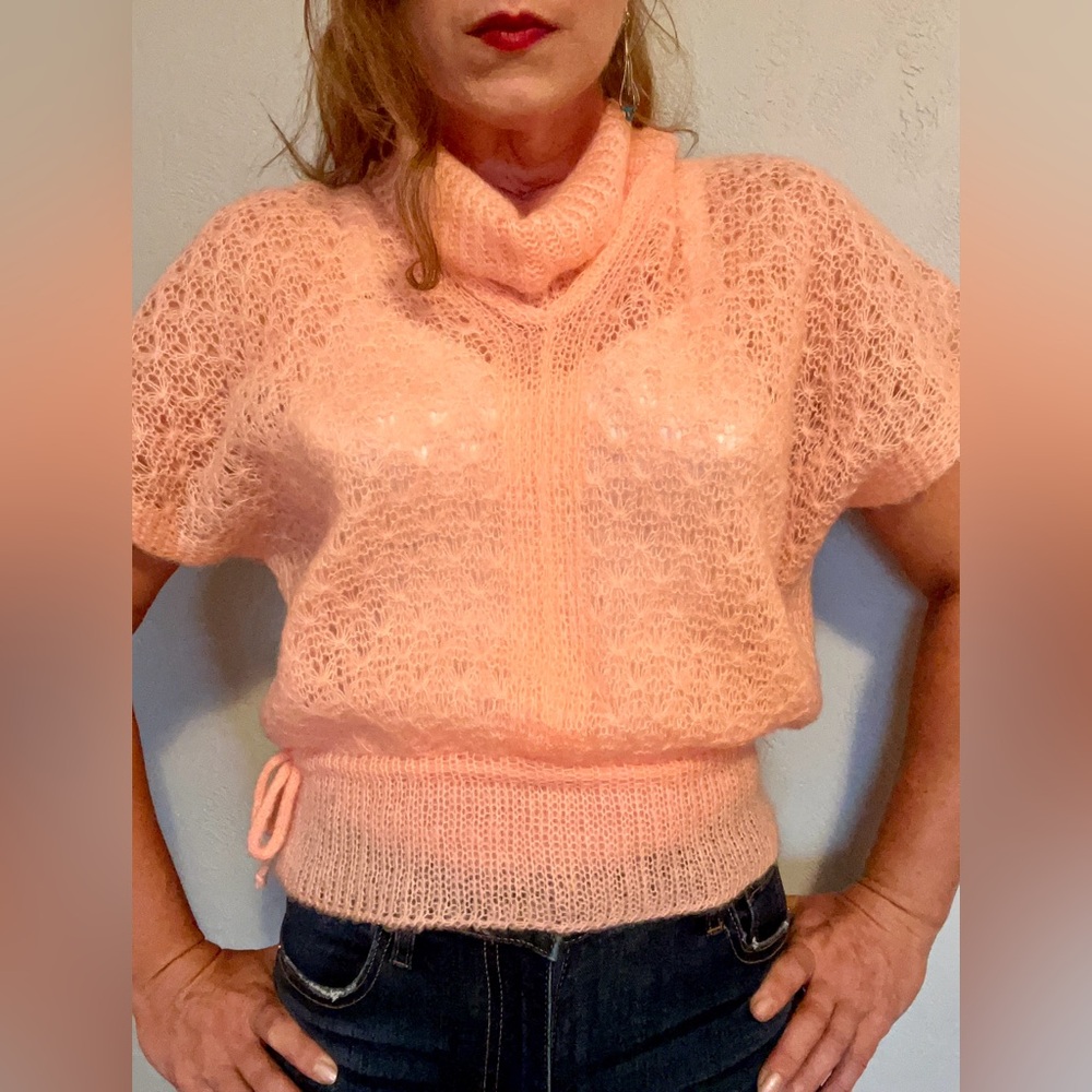 Vintage 1950s Peach Acyrlic Cropped Crochet Sweater by Elwin Sz M